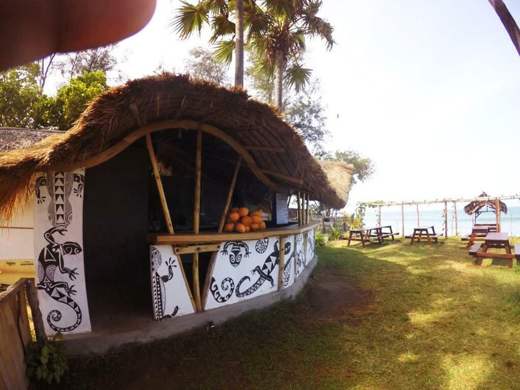 Guitar Bay Hotel Arugam Bay Exterior photo